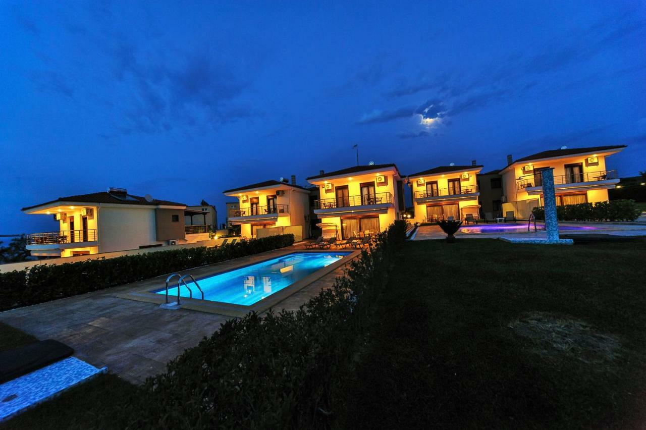 Villas Hanioti Exteriör bild